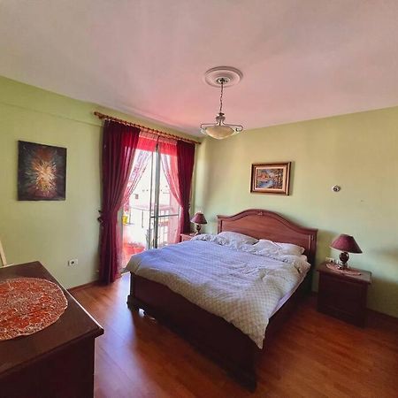 Central Tirana Flat Near Bazaar Extérieur photo