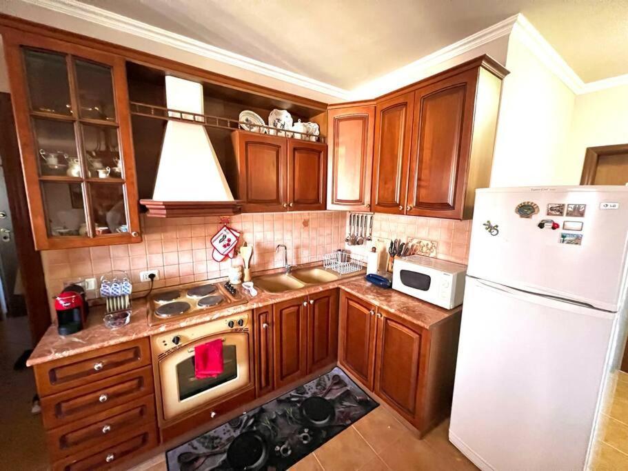 Central Tirana Flat Near Bazaar Extérieur photo